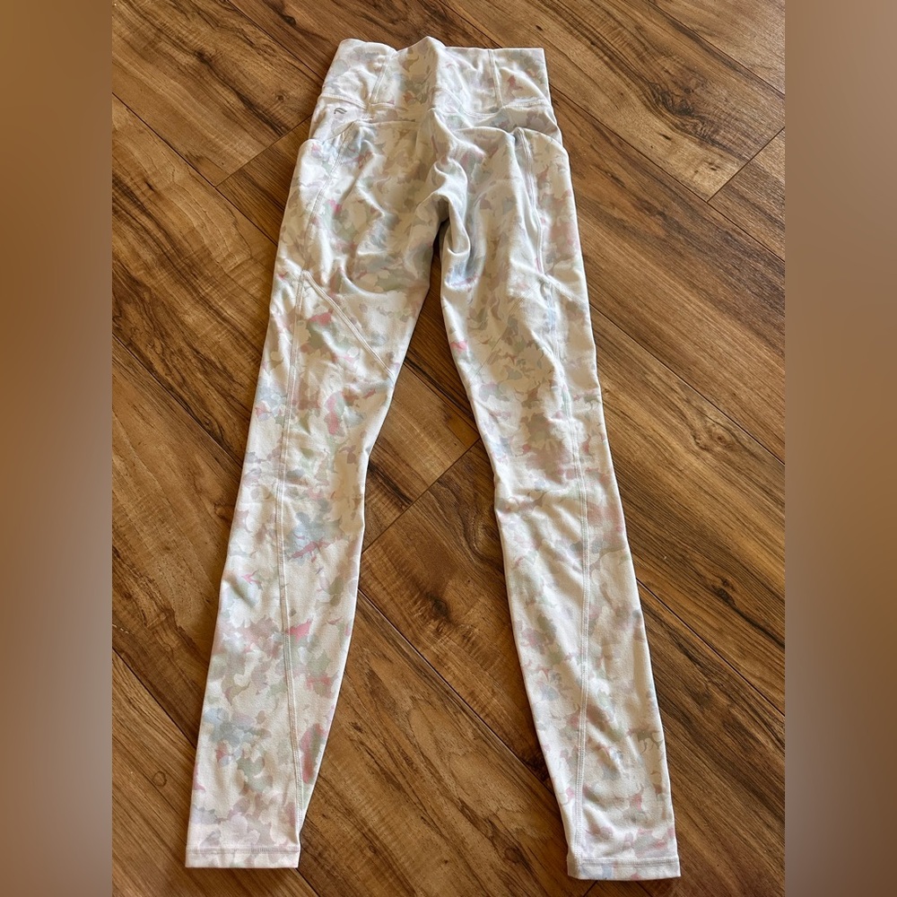 Fabletics Leggings - Picture 2 of 2